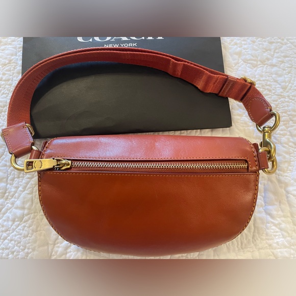 Signature Coach Bethany Belt Bag in Tan/Rust in EUC - Picture 6 of 15